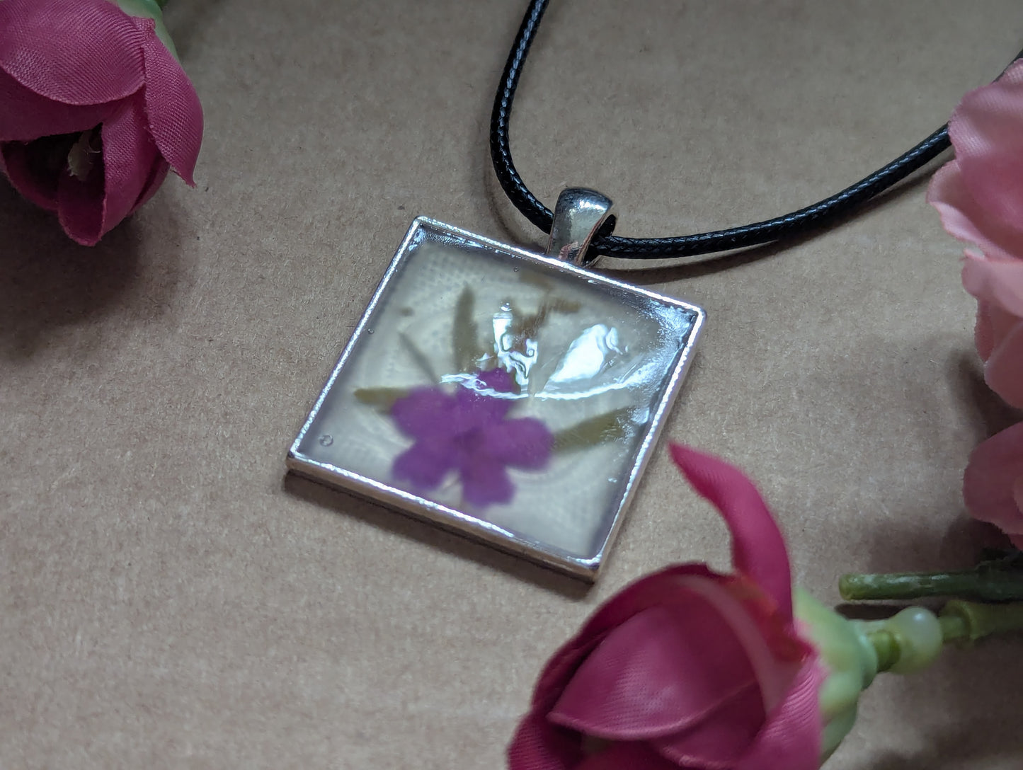 Purple Bloom - Dried Flower Necklace